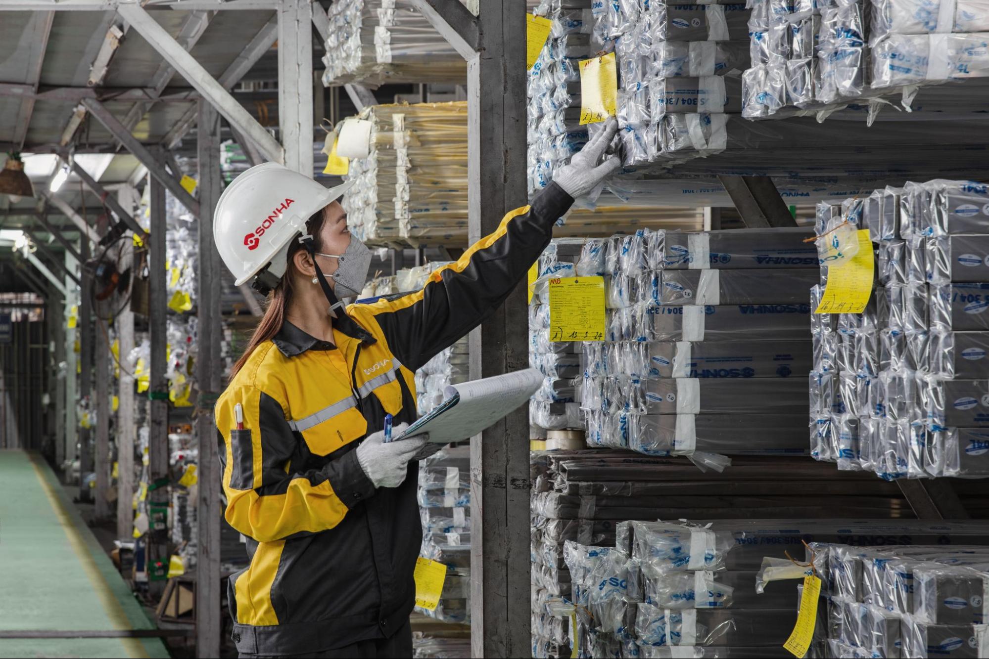 quy trinh khi van chuyen ong inox