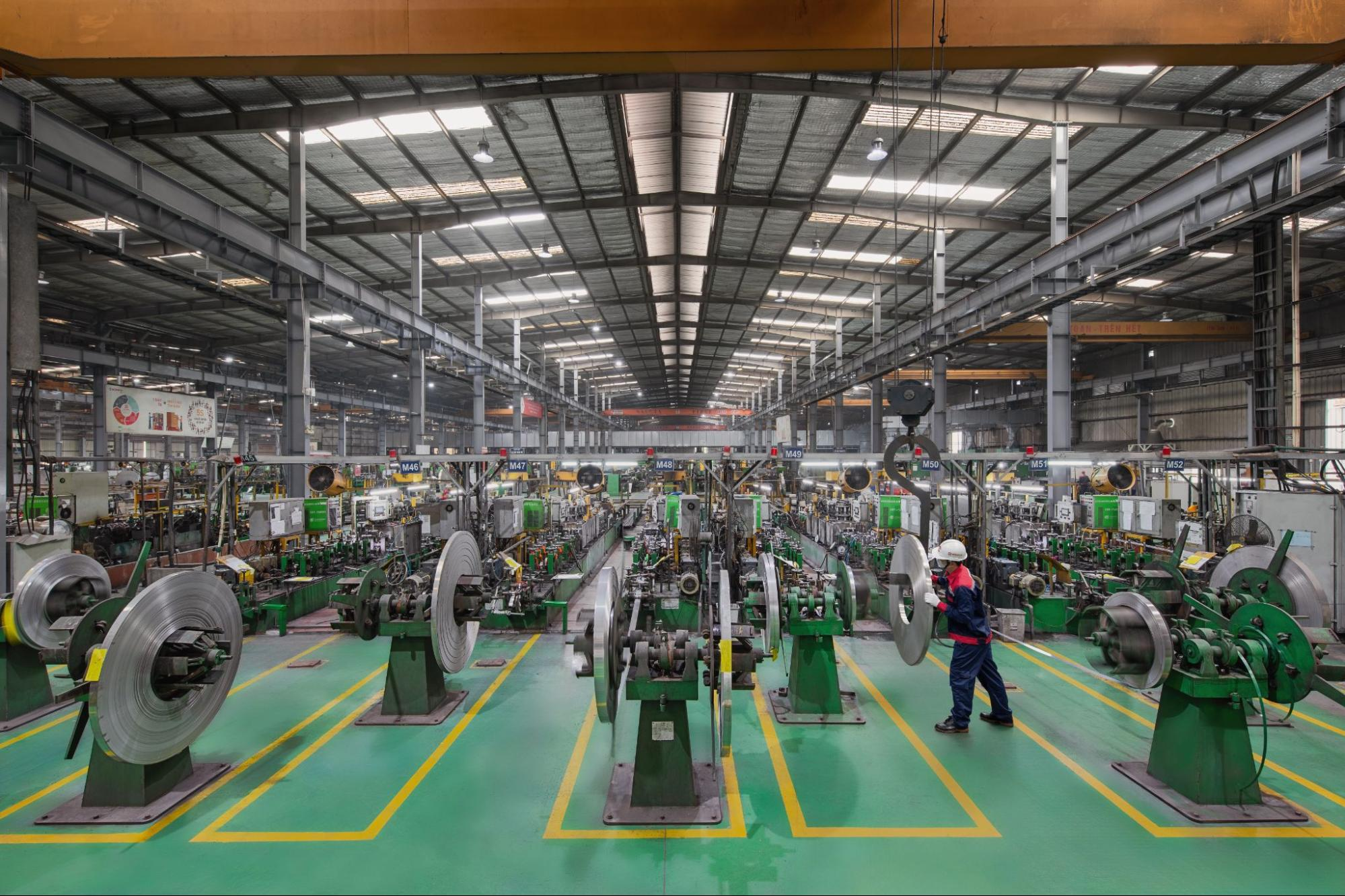 Nhà máy sản xuất ống thép không gỉ