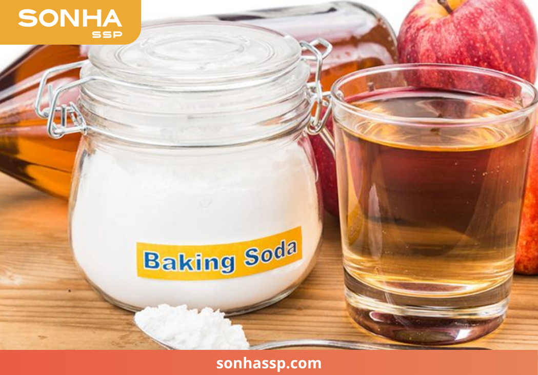 Kết hợp baking soda và giấm ăn để làm sạch rỉ sét ống inox 304