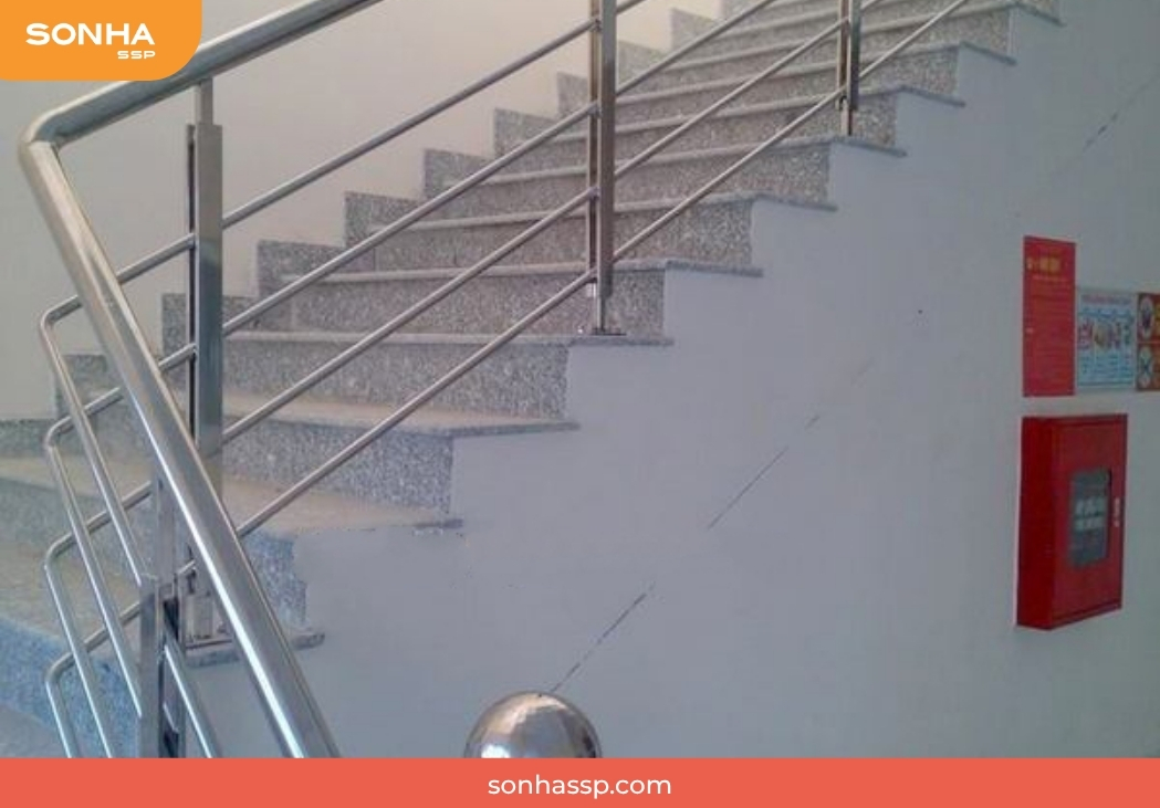 Ống thép không gỉ trang trí